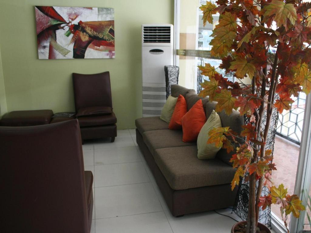 Sampaguita Suites Plaza Garcia Cebu Stadt Exterior foto